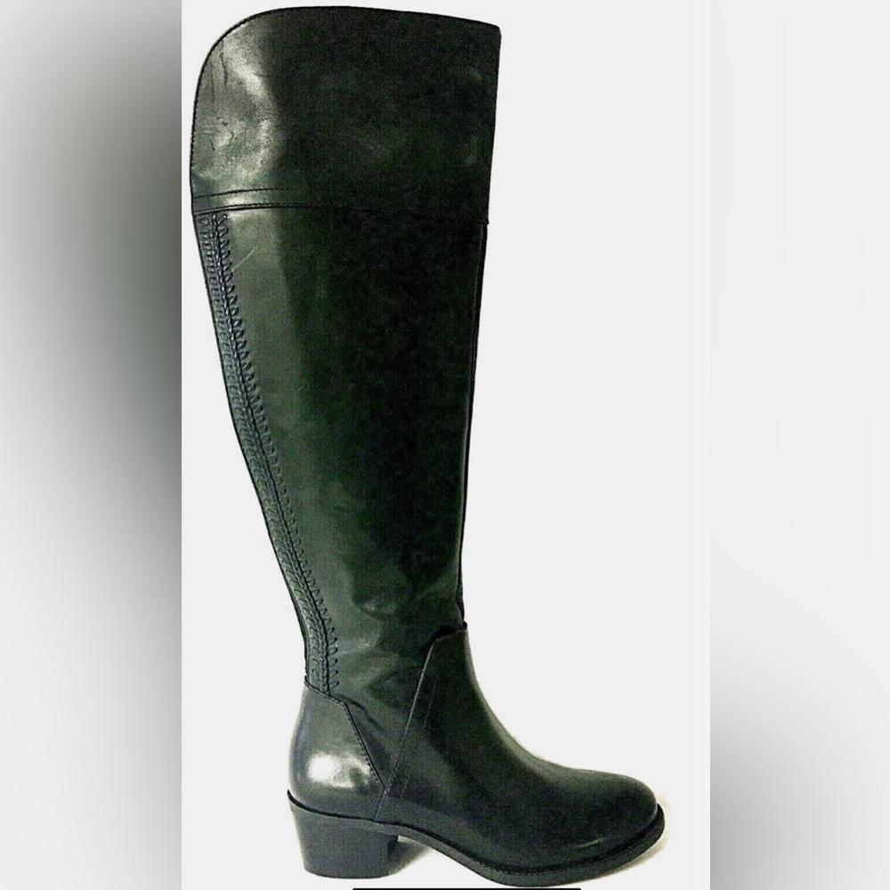 BRAND: VINCE CAMUTO BENDRA COLOR: BLACK CONDITION: EXCELLENT
SIZE:  US 10